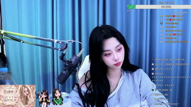 루시아ෆ님의 방송입니다